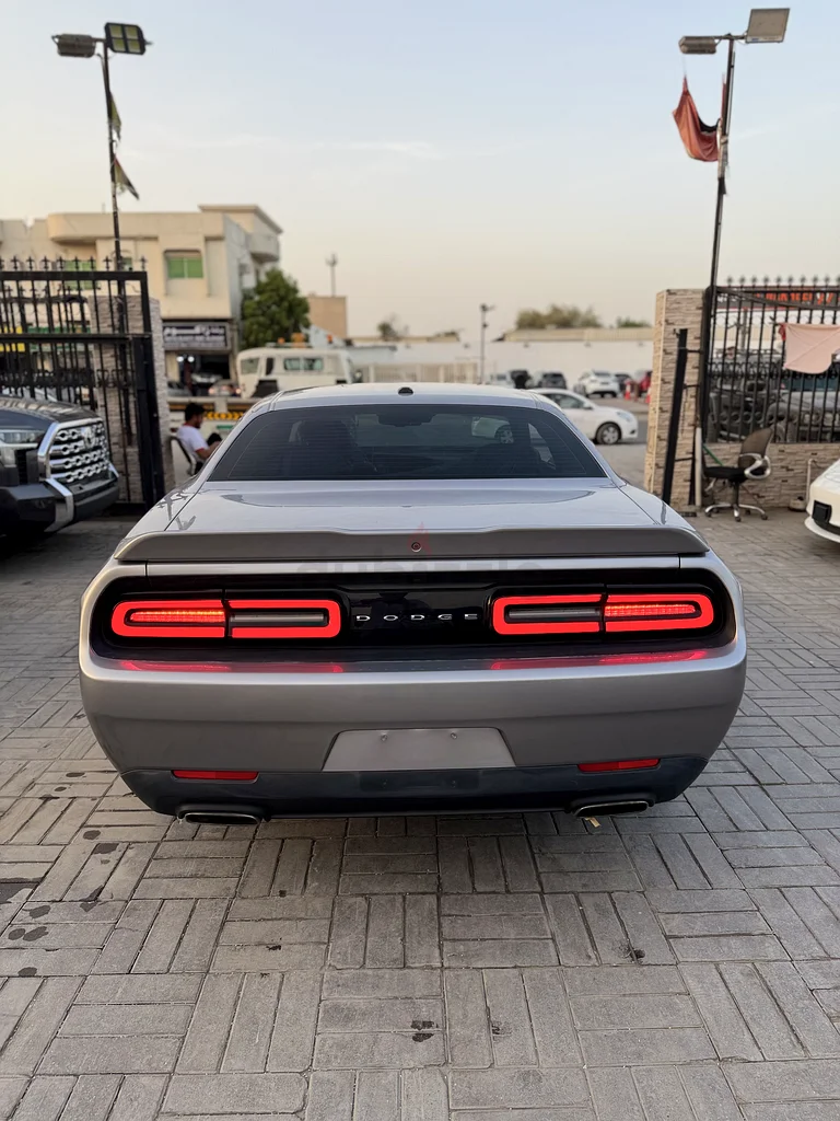 Dodge challenger 2018Final price 3.6 v6 Excellent car63156540848641113