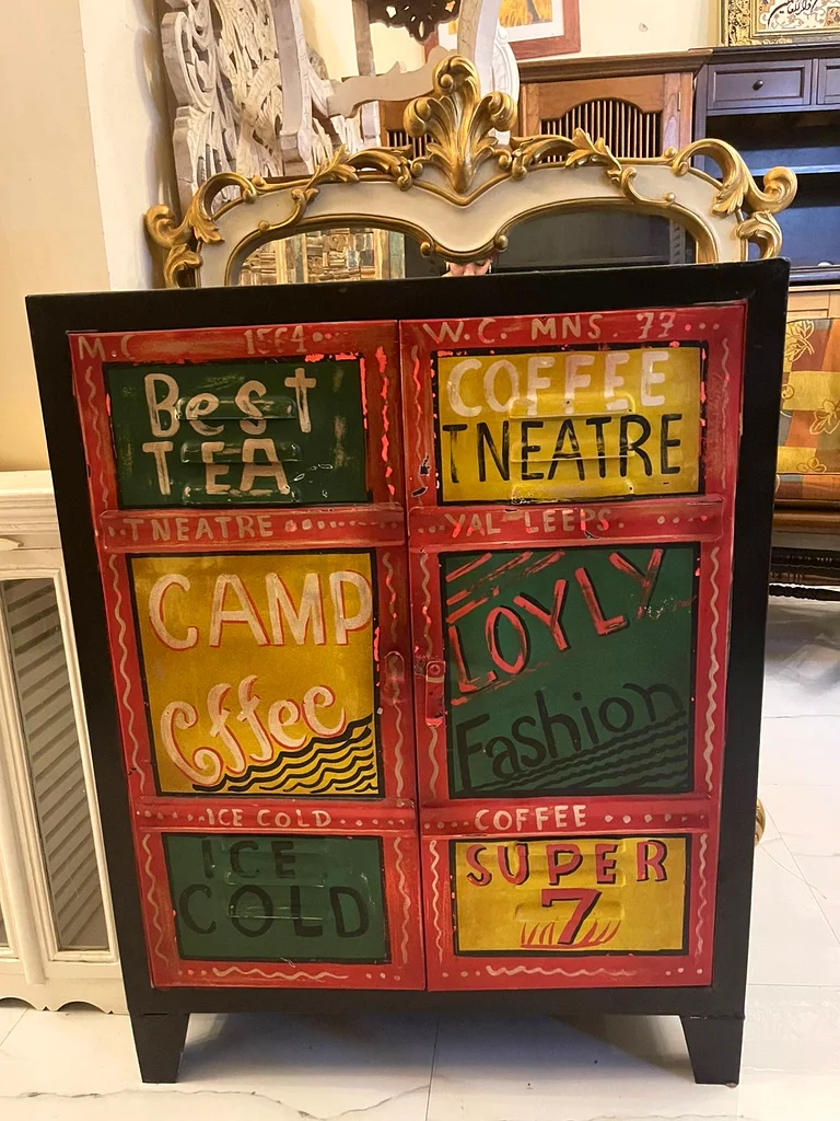 Metal cabinet63183243992705111
