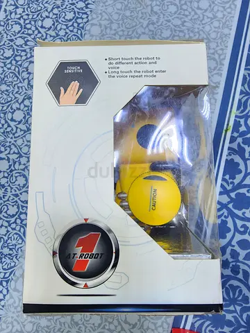 Kids playing robot almost new