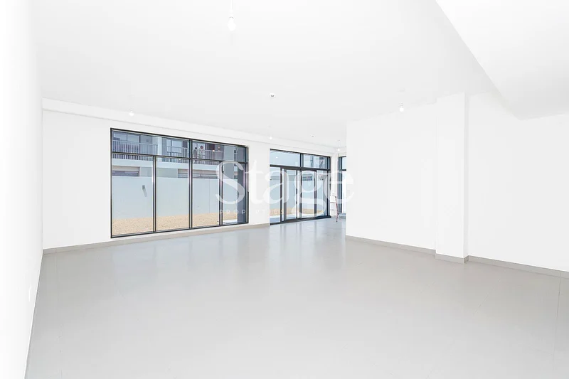 Close to Beach Pool | Corner | Lower than Market63751878410755113