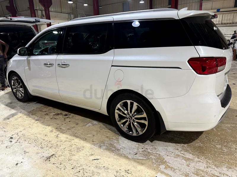Kia sedona63151840660098112
