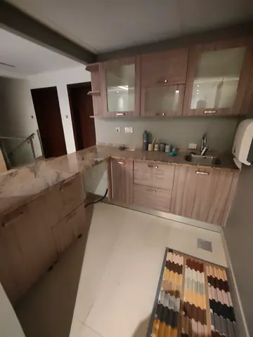 Stylish and Contemporary Kitchen Cabinet Set