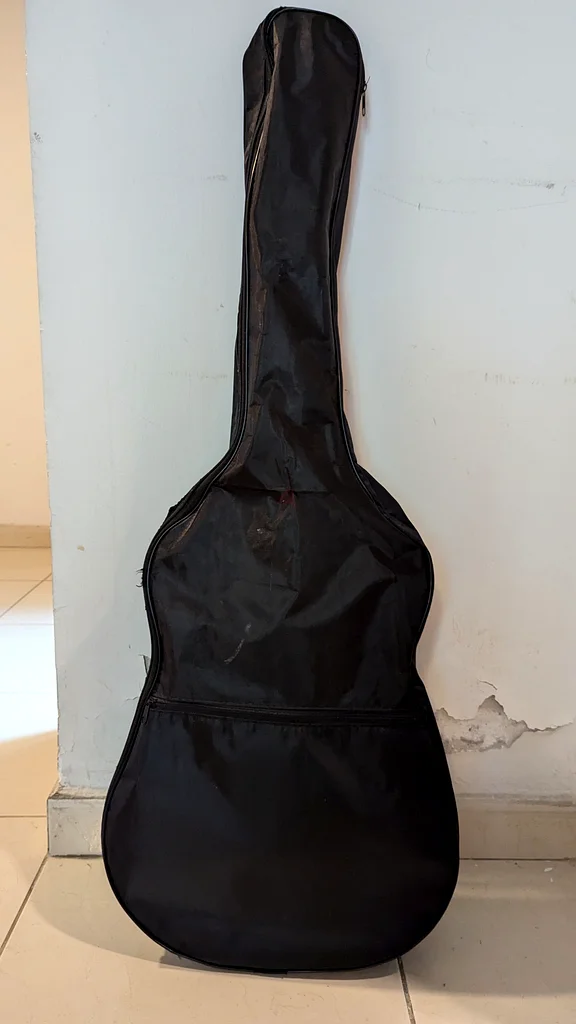 Guitar for sale63201681456643113