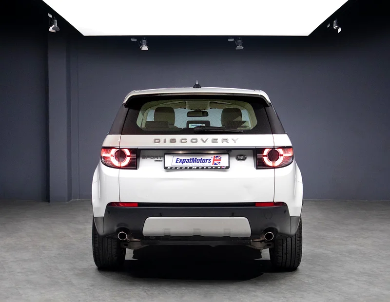 1,599x60 • 0% DP • 2019 Land Rover Discovery Sport HSE 2.0 240 BHP • Warranty Available • GCC •63159711765251113
