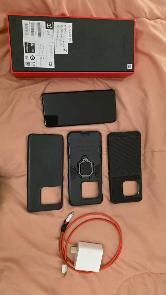 هاتف OnePlus 10 Pro بسعة 256 جيجابايت وذاكرة 12 جيجابايت في حالة ممتازة!632168391215391122