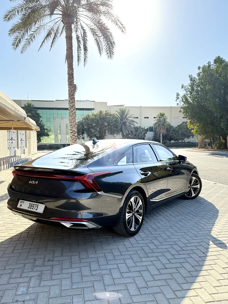 2022 Kia K8 GCC No accident63173123322882112
