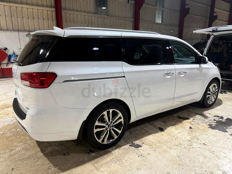 Kia sedona63151840660098111