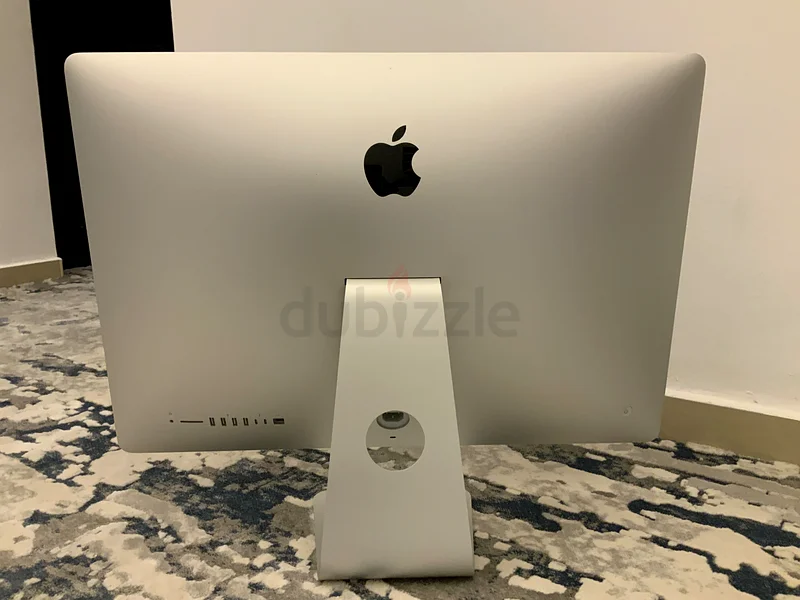 iMac أنيقة - مثالية للعمل واللعب!63255000090755111