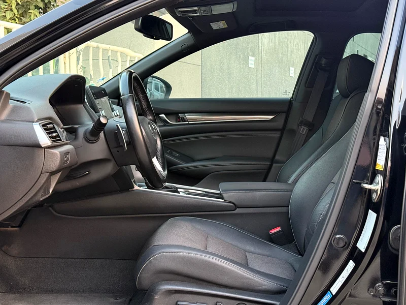 2020 HONDA ACCORD GCC SHOWROOM CONDITION63153701959299113