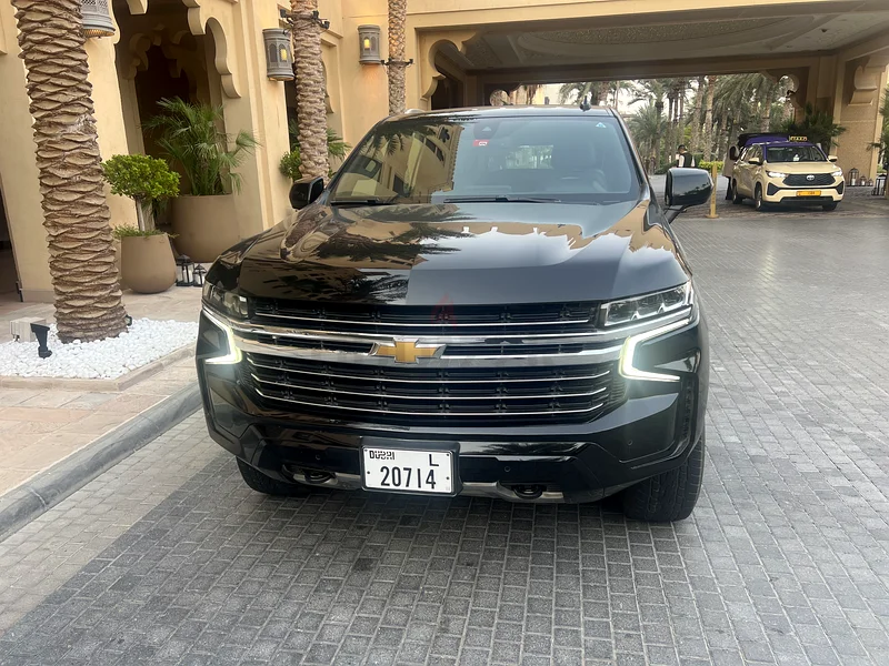 It’s one hand drive, no accident no paint it’s limousine car63153225742082110