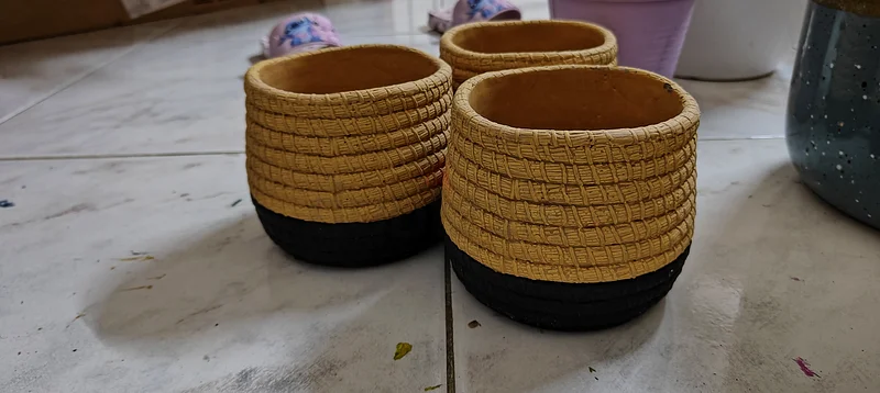 Premium plant pots available63220828073857114
