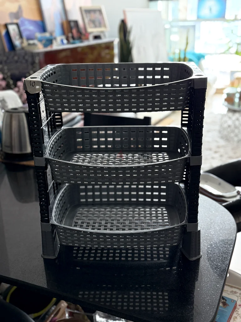 Plastic rack for kitchen or bathroom to be sold63216353777410110