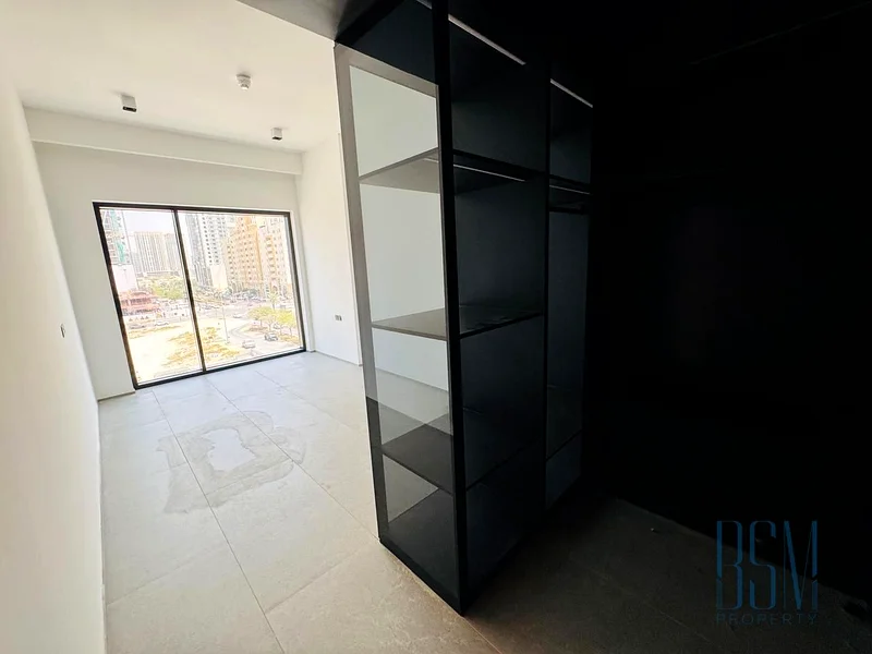 مطبخ مجهز | غرفة ملابس | مع شرفة63788556985219114