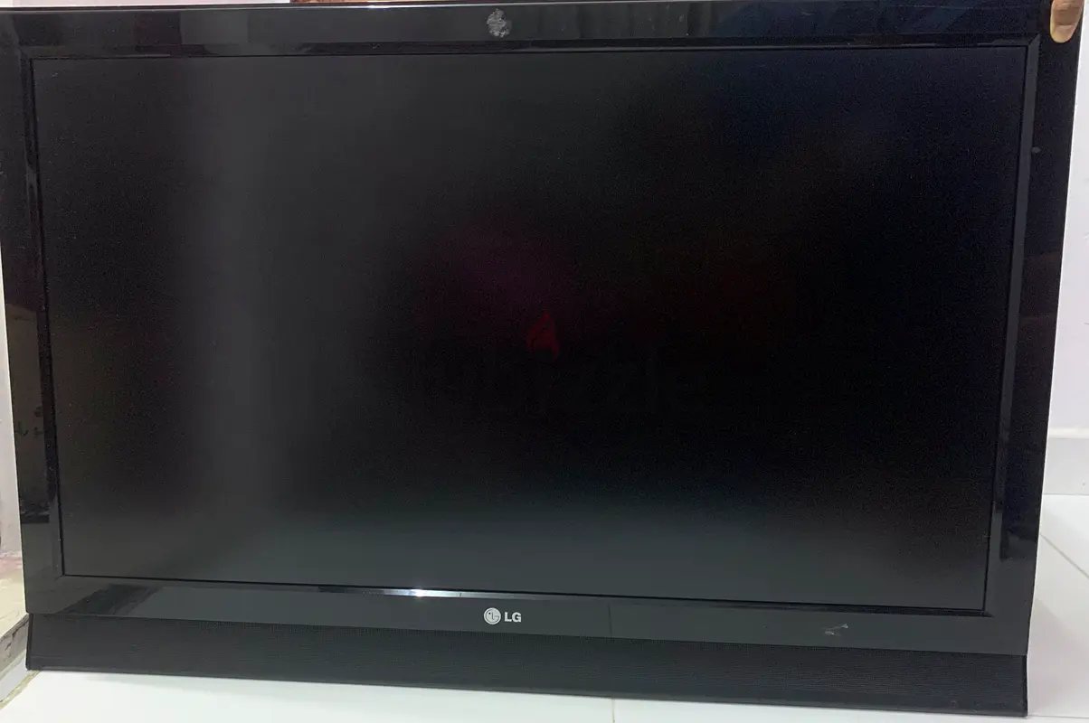 LG TV for sale