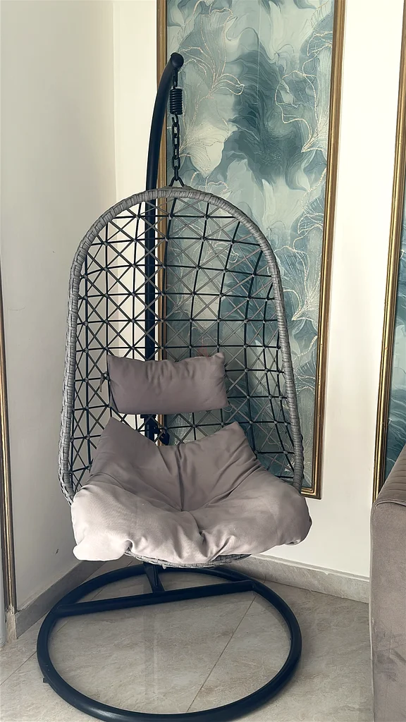 Cozy and Stylish Hanging Chair for Ultimate Relaxation63219827793921111
