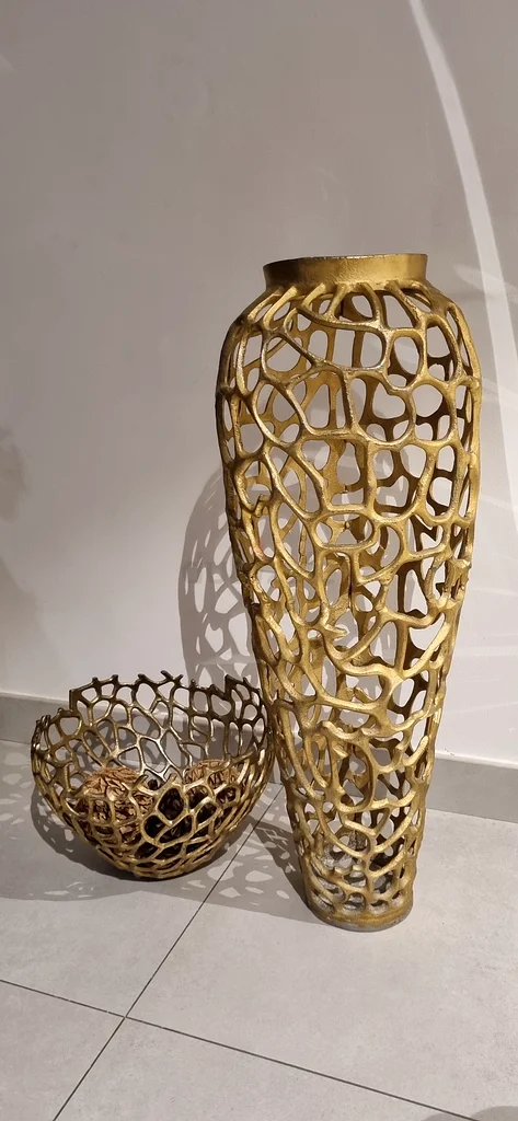 Vase63177602200066112