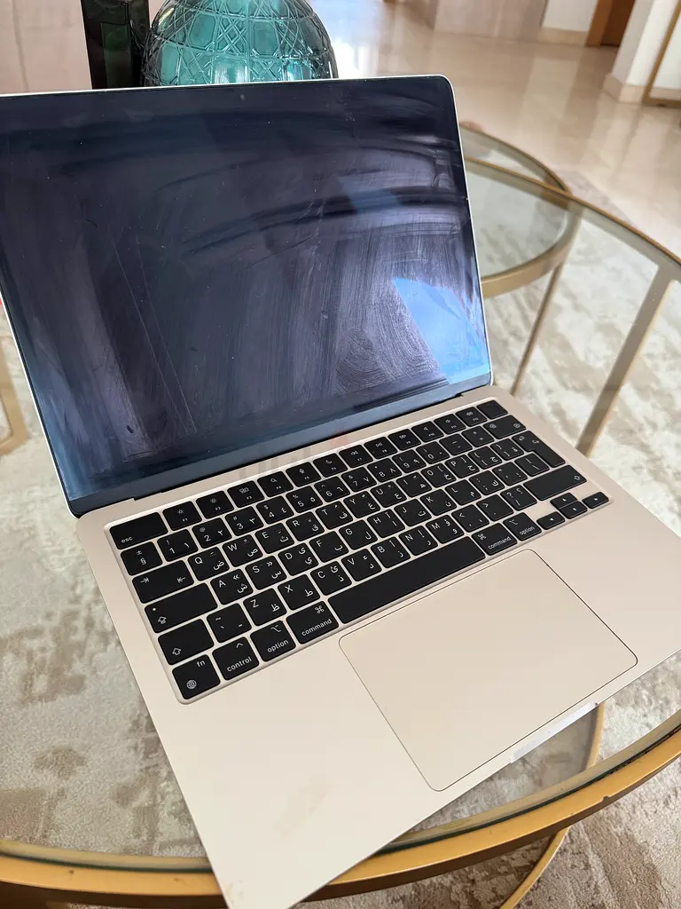 MacBook Air63254488978947110