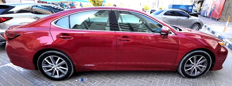 2017 ES 300H 107K KM RUNNING63140690153858113