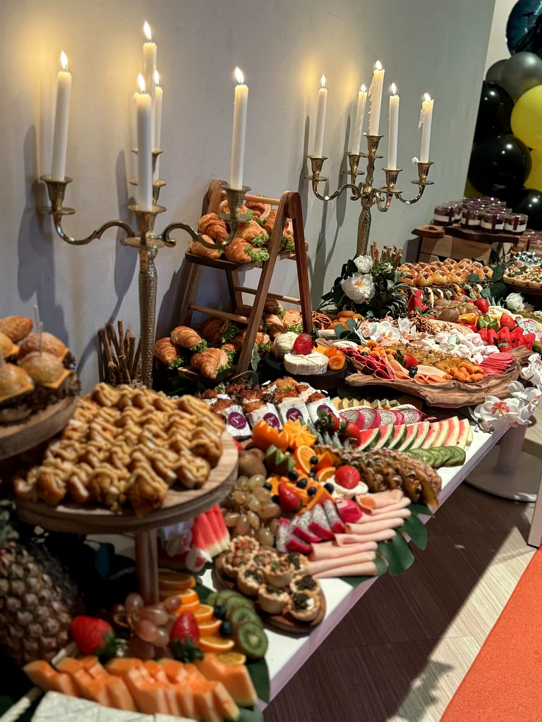 Event planning Event planning, Catering, Party Decorations, Flower Arrangements63188654514179113