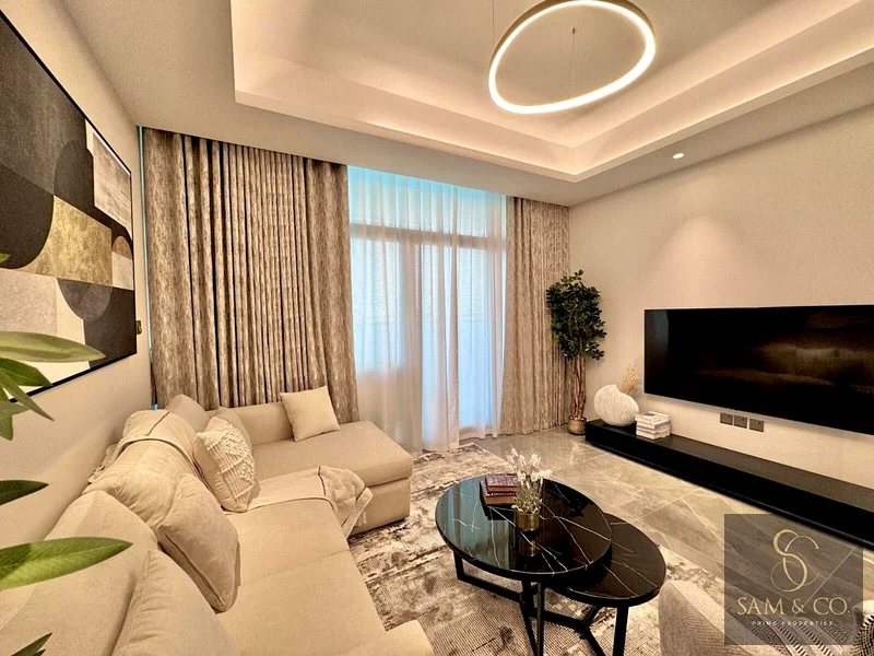 Modern 1BR with Creek View | Flexible Payment Plan | Freehold63874251878273114
