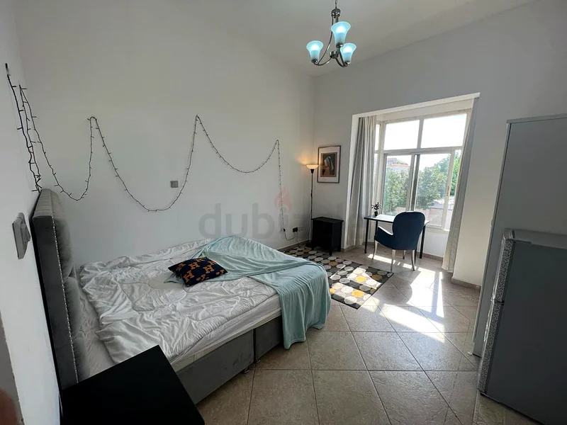 Master room in a cozy villa63143963463425111
