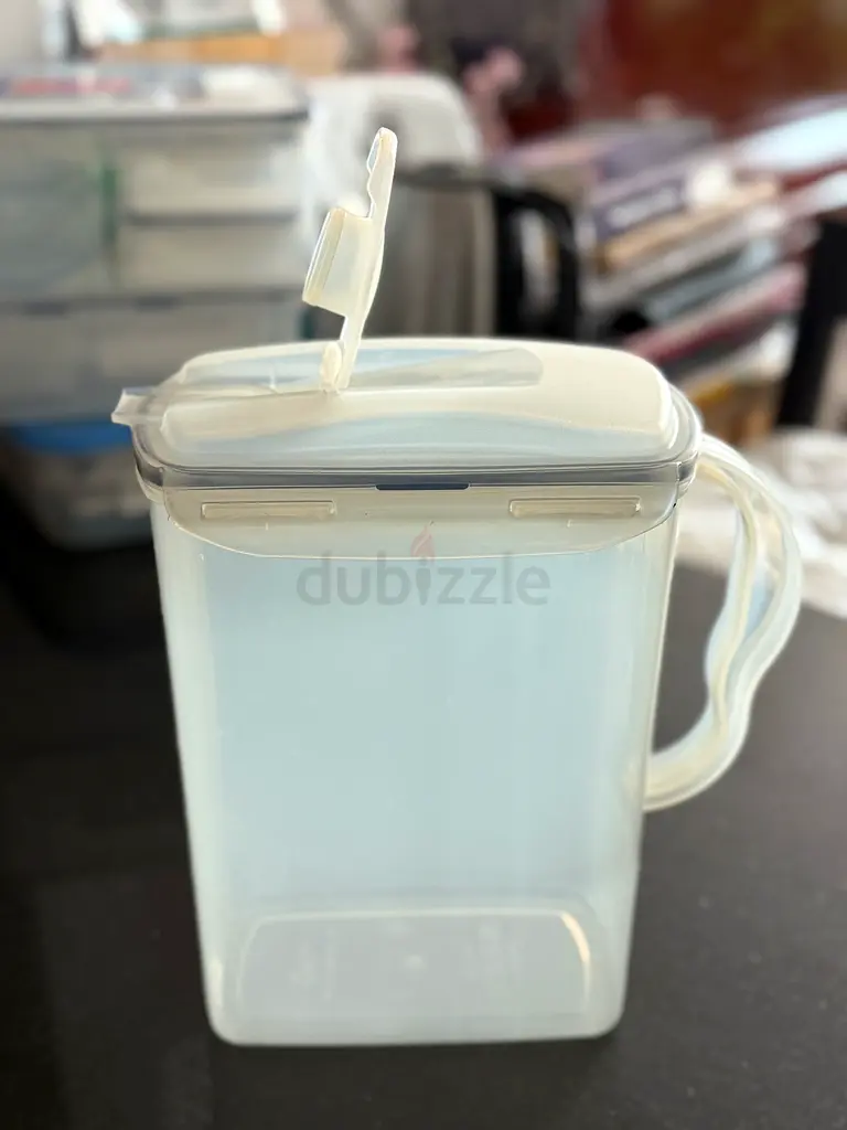 Plastic jug for sale63215374608770112