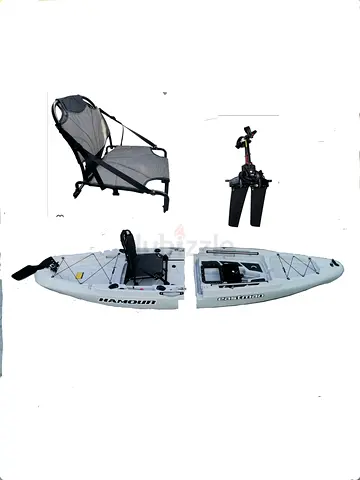 Split modular fin pedal kayak