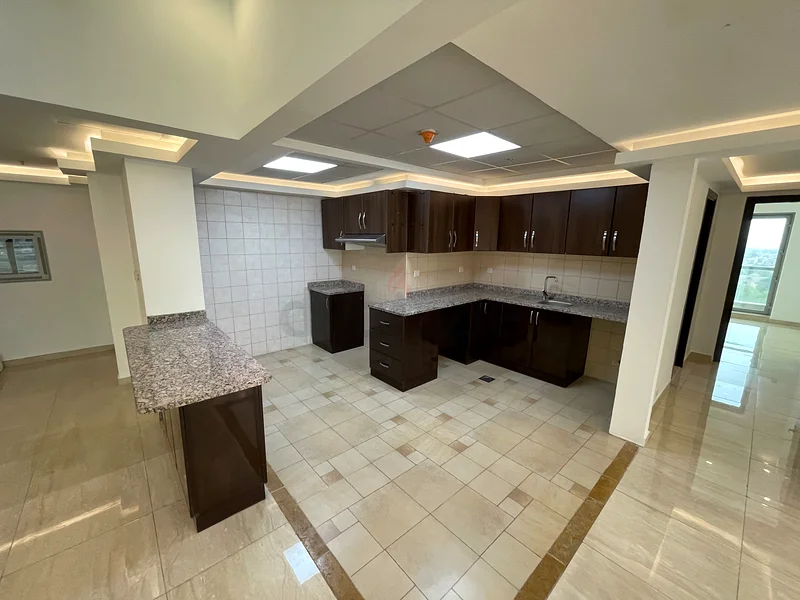 Huge 2 bedroom converted to 3 bedroom + Maid63130901244546113
