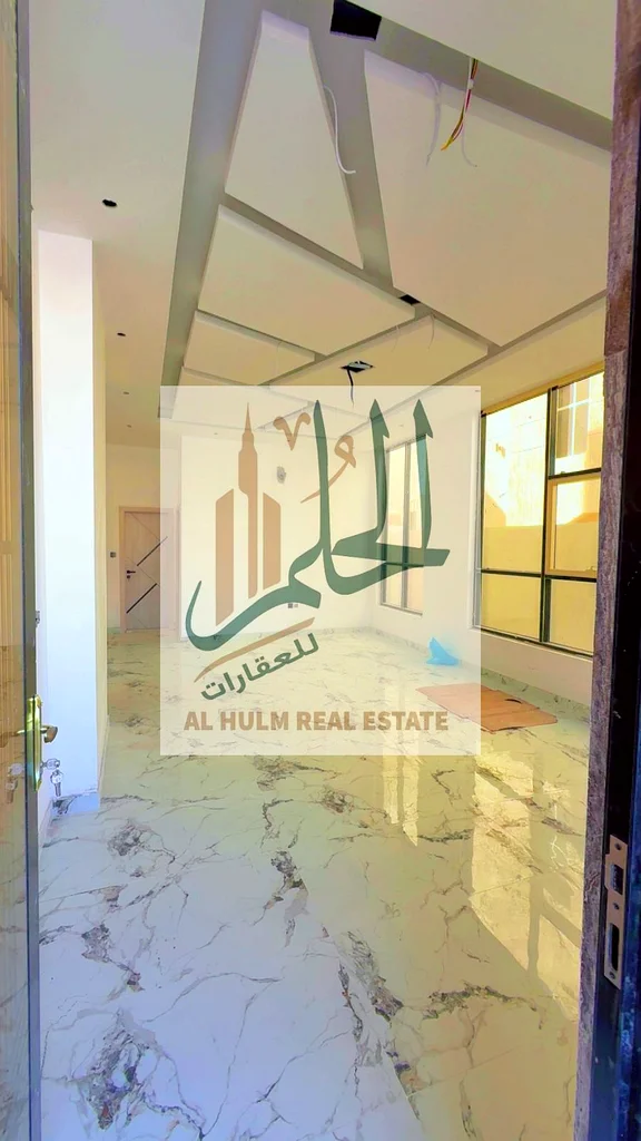 Villa for sale in Al Yasmeen, Ajman Land area: 3,014 sq ft Built-in area: 3,235 sq ft On a main street Very prime location  Easy entry and exit from t63249235644162112