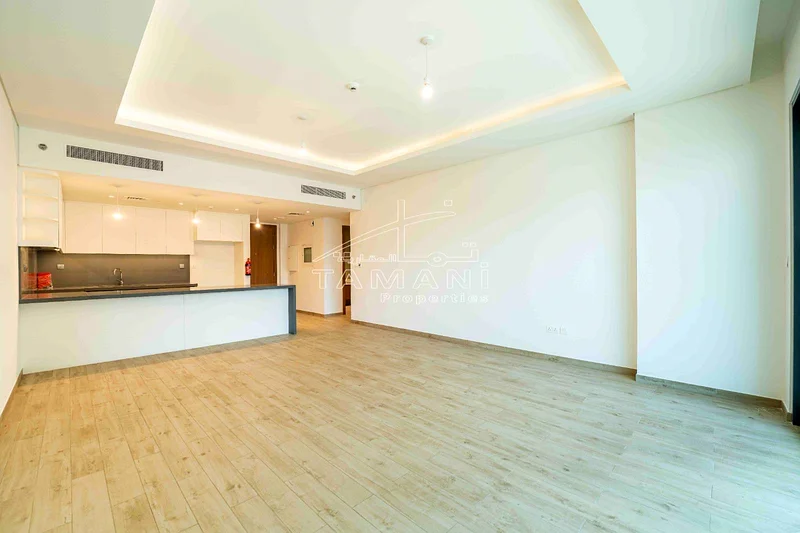 شاغرة | جديدة كليًا | طابق منخفض63948938766721112