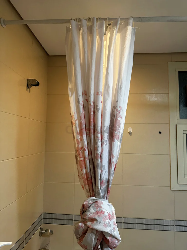 Elegant Floral Bathroom Accessories Set63216838199810111