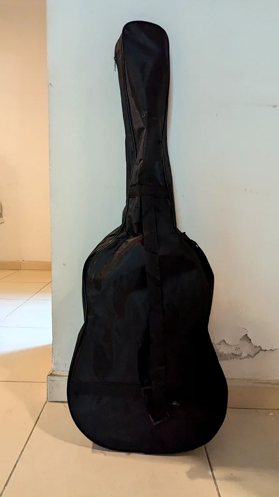Guitar for sale63201681456643112