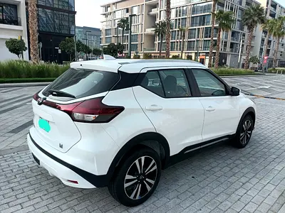 2024 Nissan KICKS 照片 2