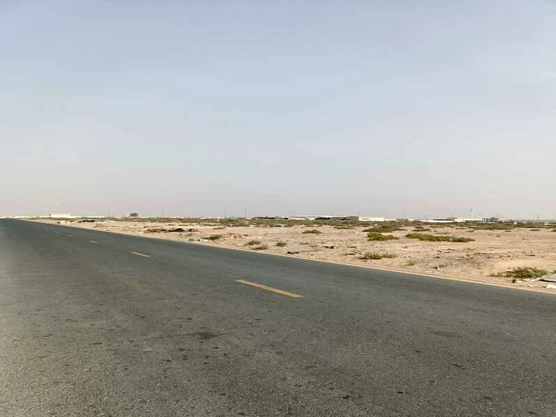 للبيع، أرض في منطقة السجعة الحنو القديم، بلوك 7، مساحتها 62 ألف قدم مربع63195062569731112