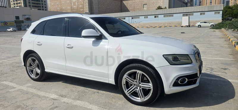 AUDI Q563148162711298111