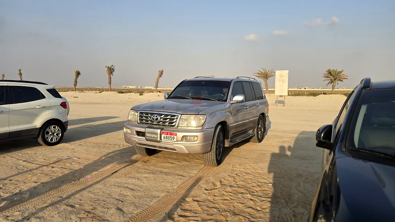2000 Toyota Land Cruiser 100 Series | Restored | Non-GCC | V8 | Classic SUV Project631597149688331111