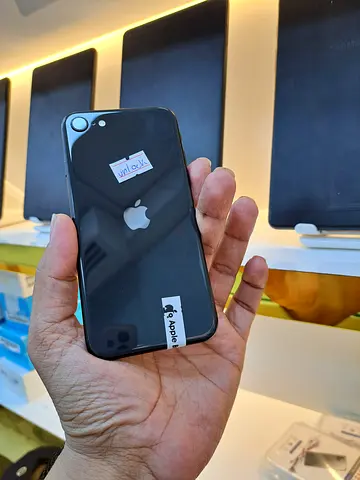 Apple I Phone SE2020