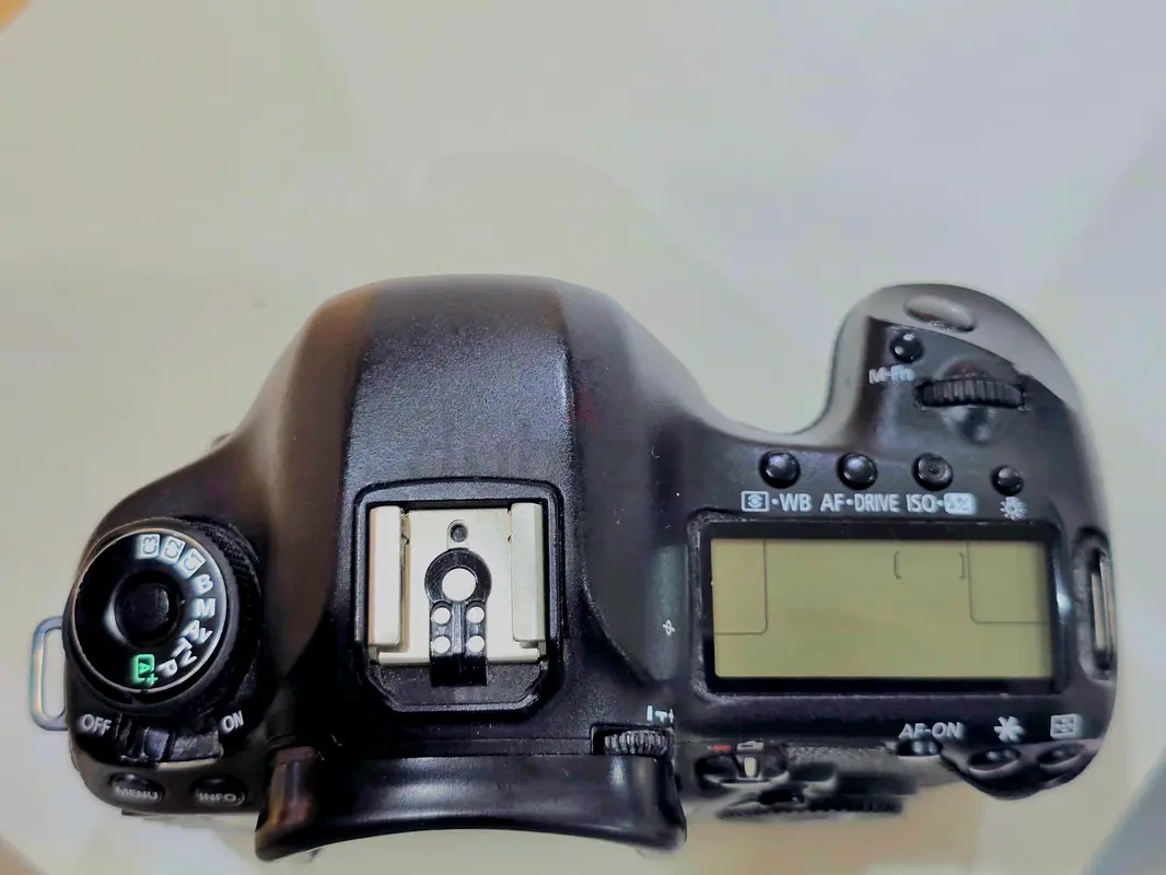 Camera 5D Mark 363233638640641111
