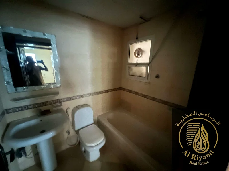 للإيجار في موقع مميز – شارع الميناء، عجمان! 🏡✨63294217842179113
