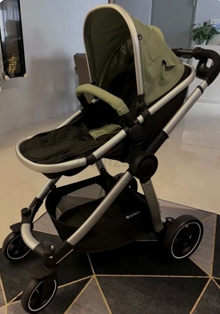 4 wheeler pram and car seat for sale63176189715457111