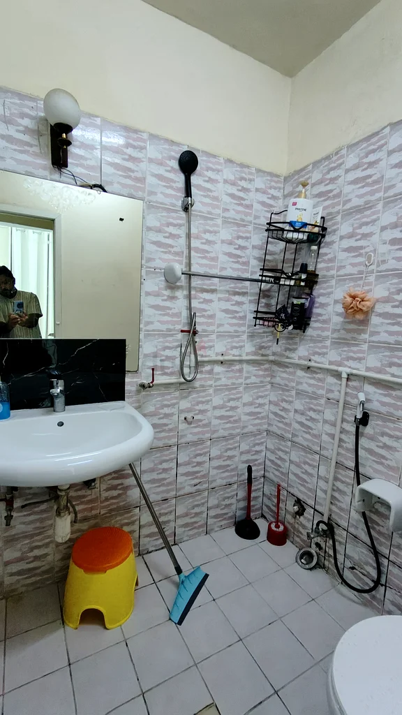 NICE FURNISHED ROOM WITH ATTACHED BATHROOM FOR FAMILY ONLY IN ABU HAIL(humriya )FROM JULY AED:2,400-63143966786561113