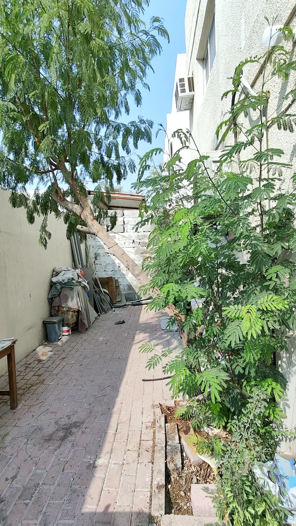NICE FURNISHED ROOM WITH ATTACHED BATHROOM FOR FAMILY ONLY IN ABU HAIL(humriya )FROM JULY AED:2,400-63143966786561114