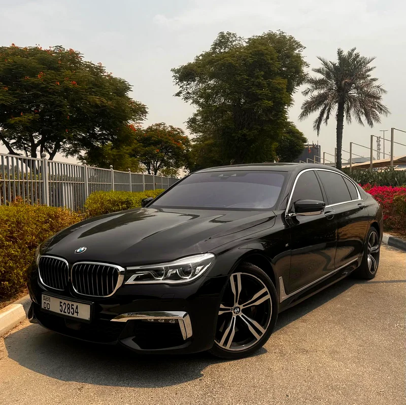 BMW 750LI xDRIVE 2016 GCC 3 keys bank loan accepted63142135113219112