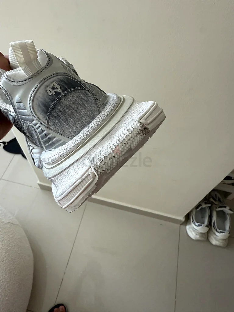 Balenciaga sneakers63241131014274111