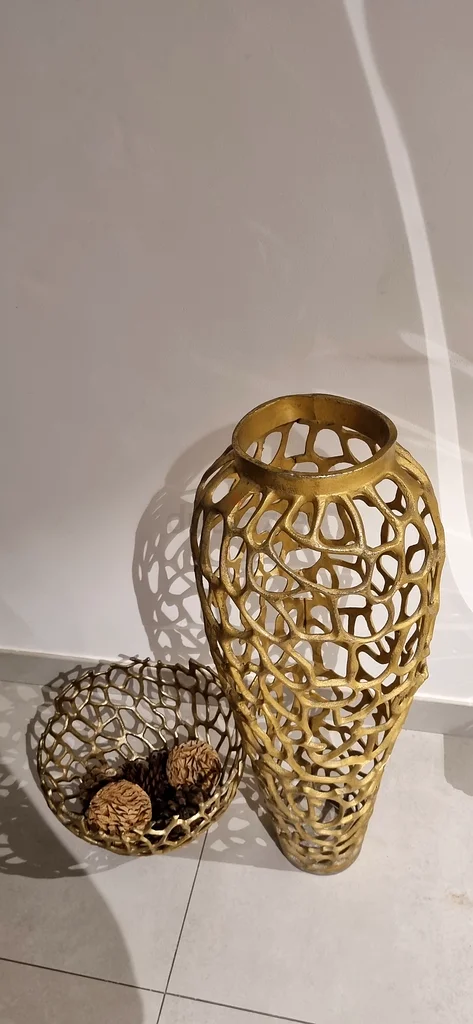 Vase63177602200066111