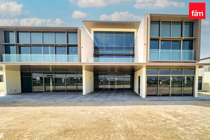 Brand New | Golf View | Huge Plot | Exclusive63754324480641112