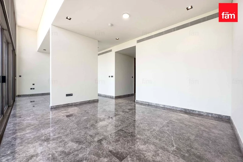 Brand New | Golf View | Huge Plot | Exclusive63754324480641113