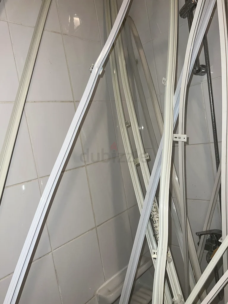Set of White Blinds for a Clean Look63221858187777112