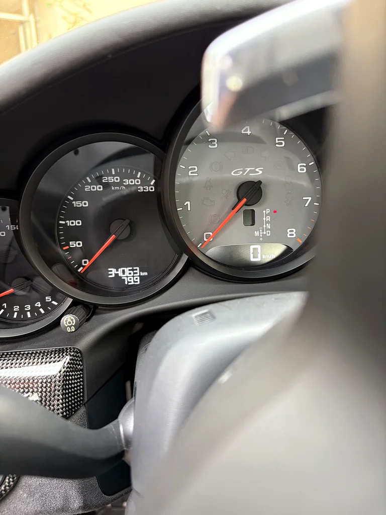 بورشه كاريرا 991.2 جي تي إس كابريوليت63170840358530113