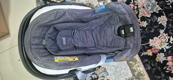 Premium Baby Car Seat - Safety First!